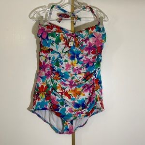 Size 2X Catalina 1 piece halter neck bathing suit